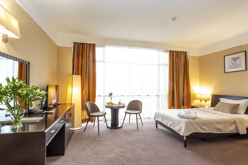 Mercure Sofia City photo 4