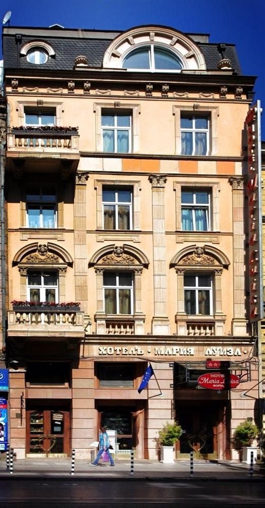 HOTEL MARIA LUISA