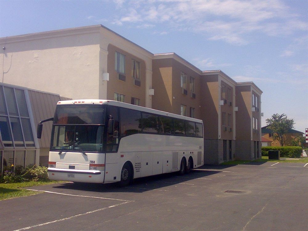 Rodeway Inn & Suites Chutes du Niagara
