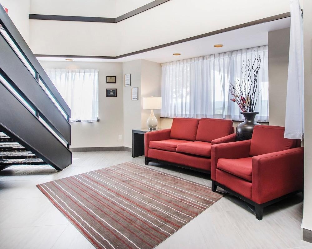 Comfort Inn photo 2