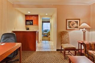 Holiday Inn Hotel & Suites Oakville Bronte IHG photo 2