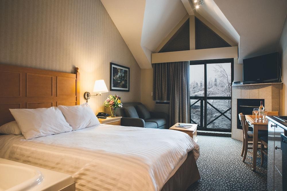 Pinnacle Hotel Whistler photo 2