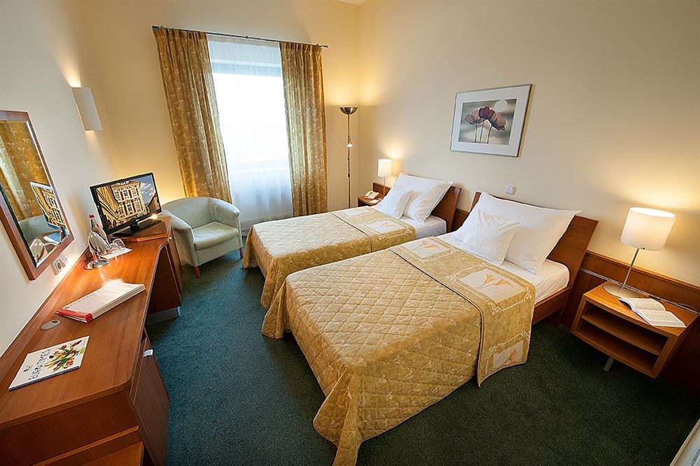 Ramada Airport Prague photo 1