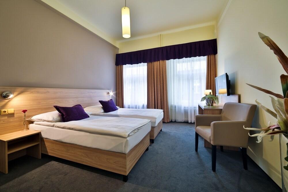 Atlantic Hotel Prague photo 2