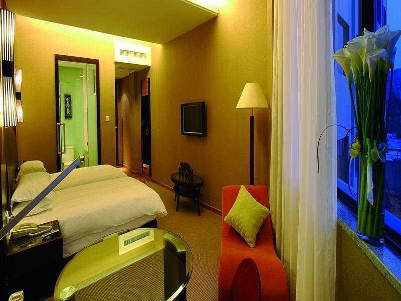 Narada Boutique Hotel Hangzhou Yellow Dragon photo 2