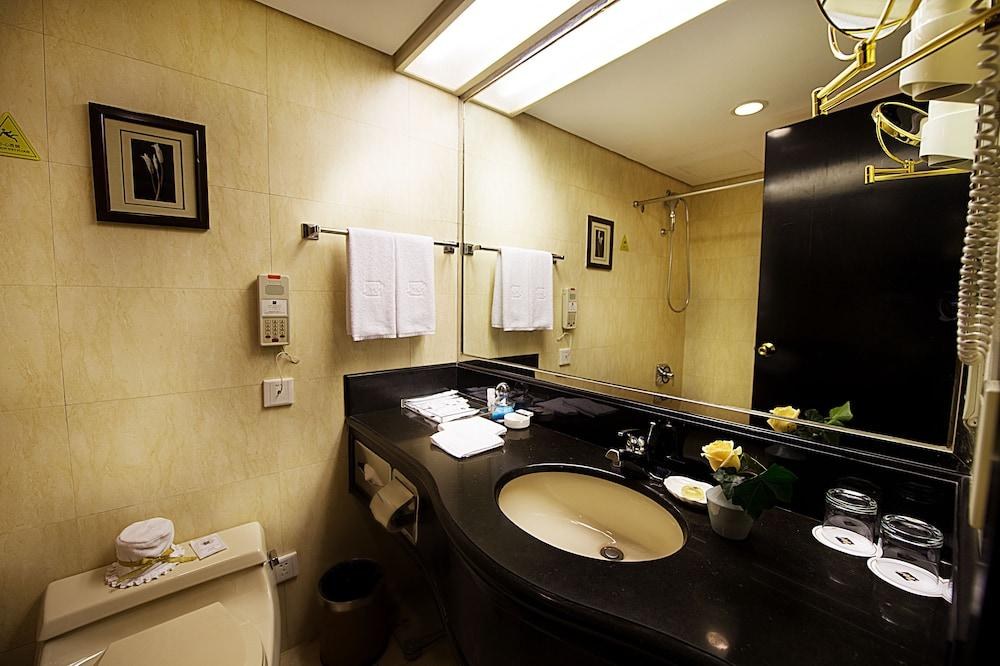Grand Metropark Hotel photo 3