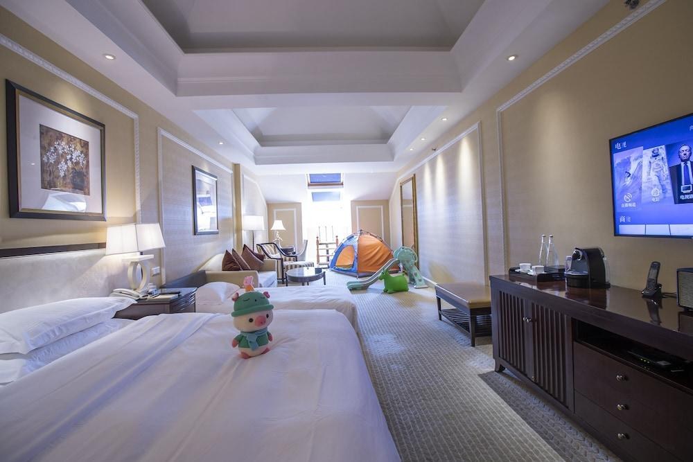 Rose Garden Resort