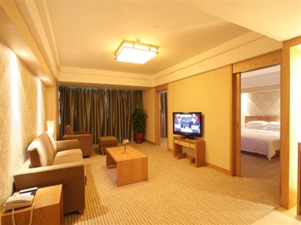 Ji Hotel Guangzhou Science City Metro Station photo 2