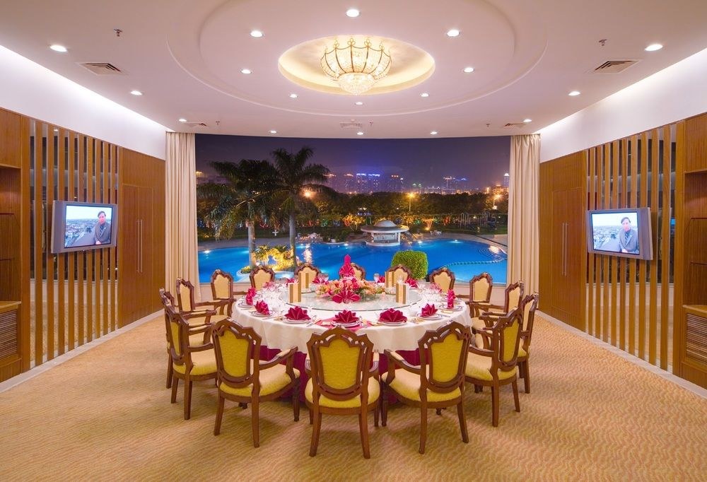 Ramada by Wyndham Pearl Guangzhou photo 1