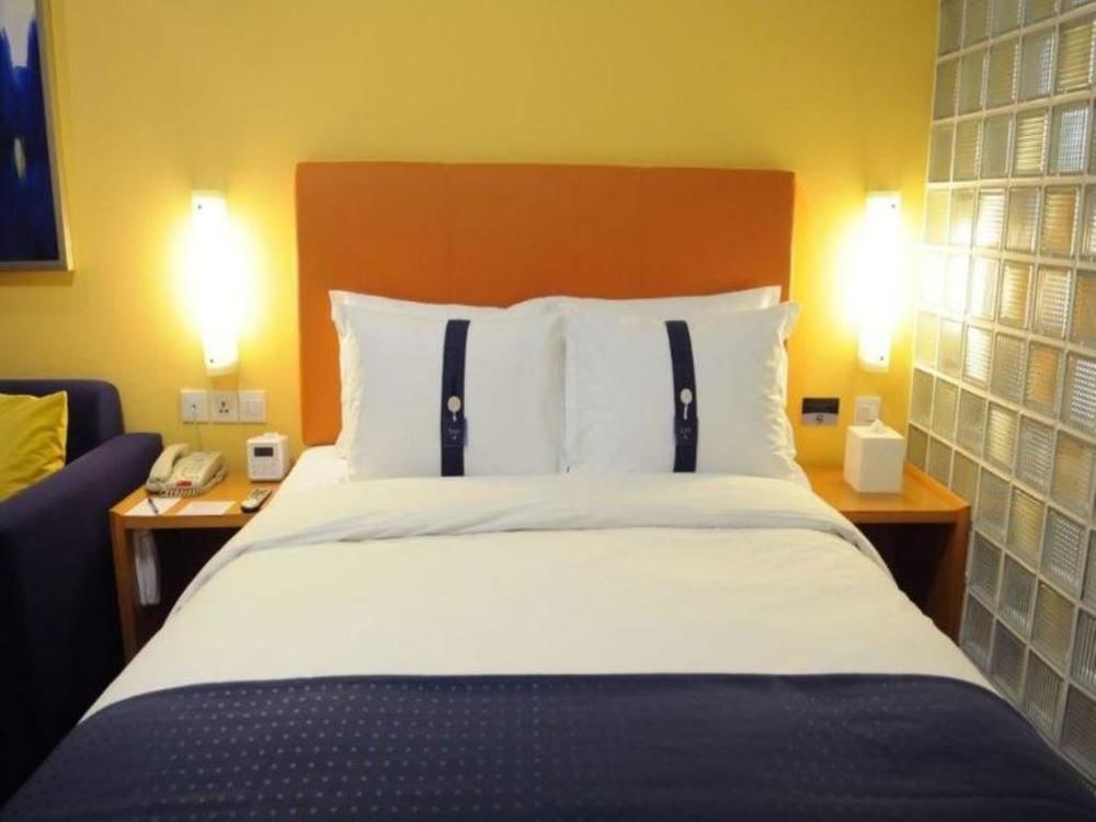 Holiday Inn Express Shanghai Wujiaochang Shanghai photo 1