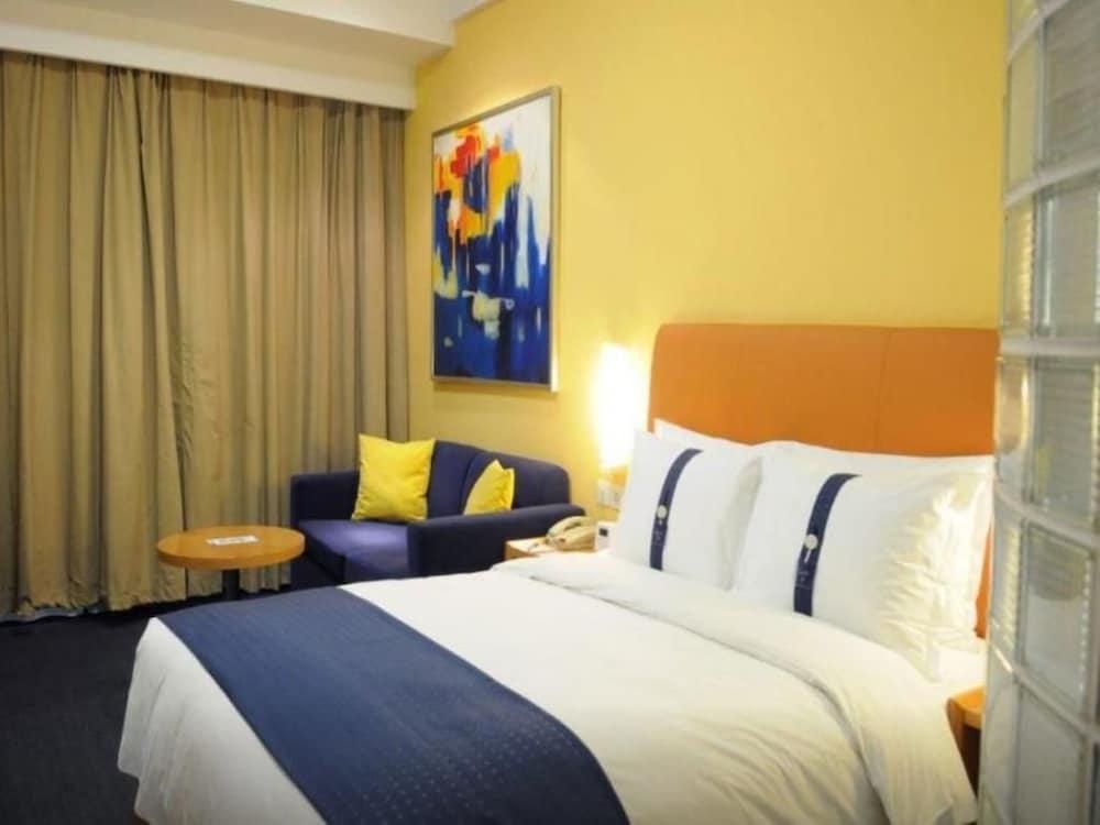 Holiday Inn Express Shanghai Wujiaochang Shanghai photo 3