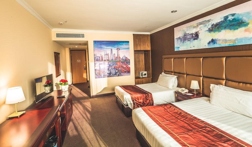 Magnificent International Hotel photo 3