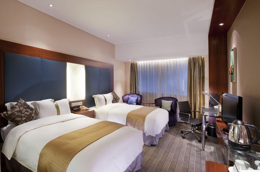 Holiday Inn Pudong photo 3