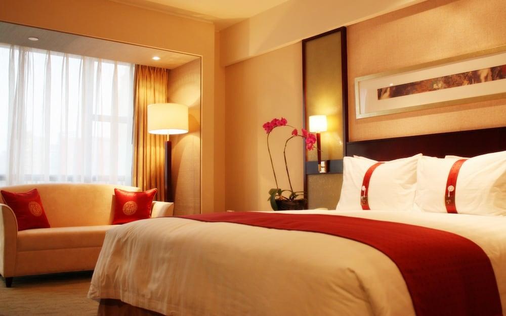 Holiday Inn Shanghai Pudong Nanpu photo 4