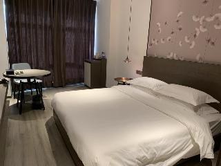 Dazhong Airport Hotel photo 2