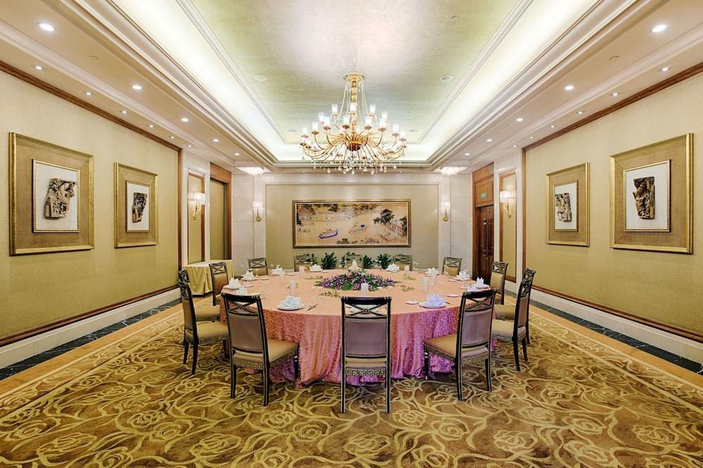 Hongqiao State Guest photo 2