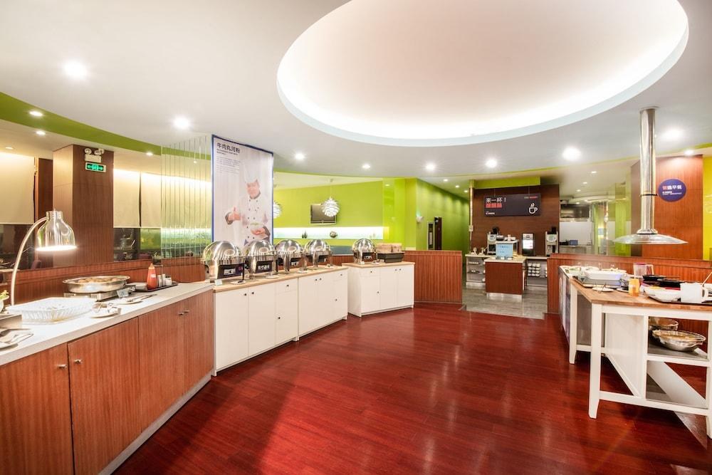 Holiday Inn Express Shenzhen Luohu photo 4