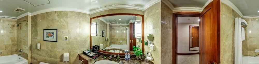 The Pavilion Hotel photo 3