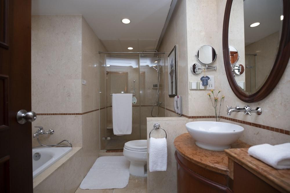 Hotel Indigo Shenzhen Overseas Chinese Town photo 4