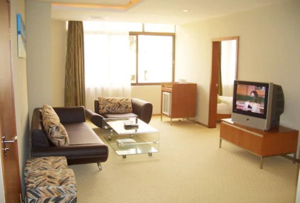 SHANSHUI TRENDS HOTEL (SHENZHEN LUOHU) photo 2