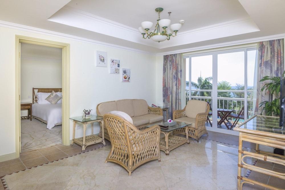 Resort Golden Palm photo 2
