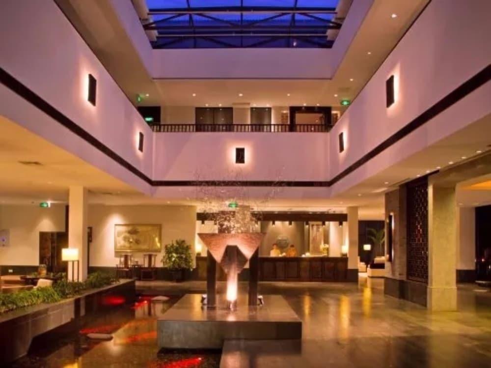 Garden Hotel photo 4