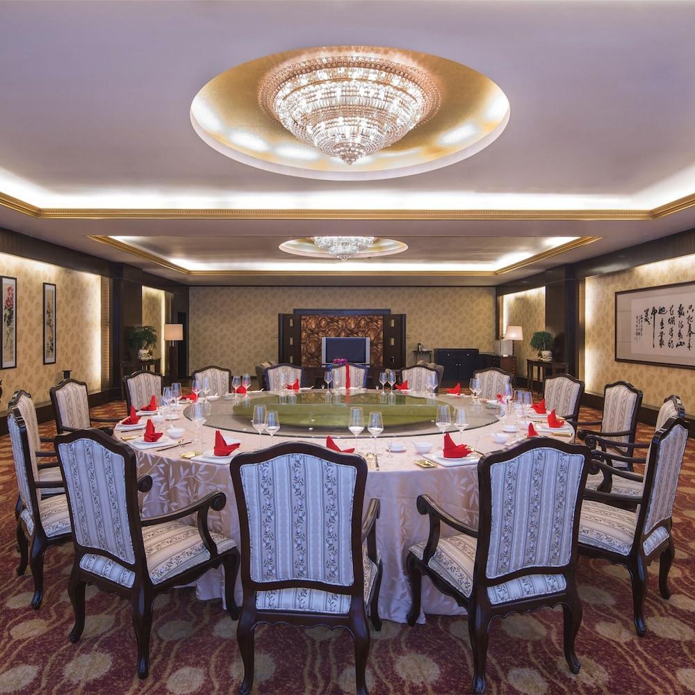 Howard Johnson Pearl Plaza Wuhan photo 3