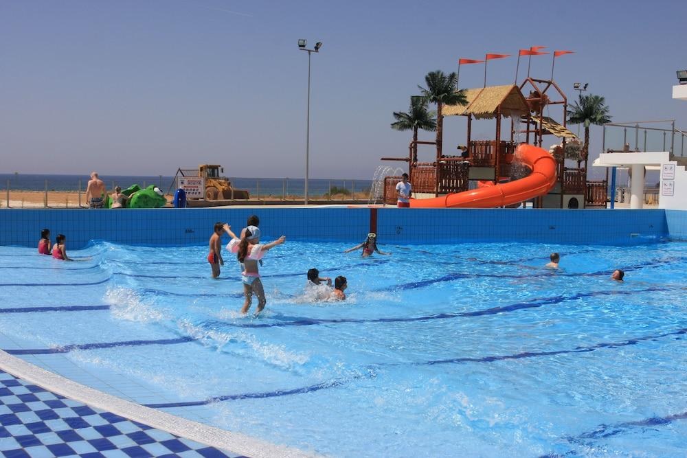 PANTHEA HOLIDAY VILLAGE WATER PARK RESORT photo 3