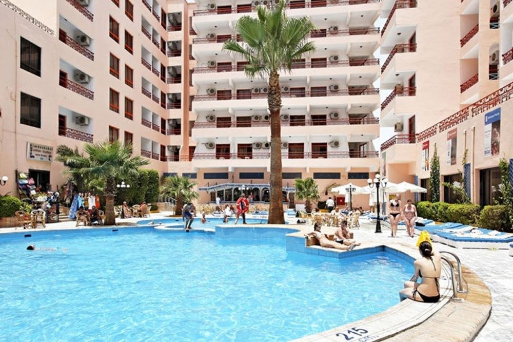 Empire Hotel Aqua Park photo 4