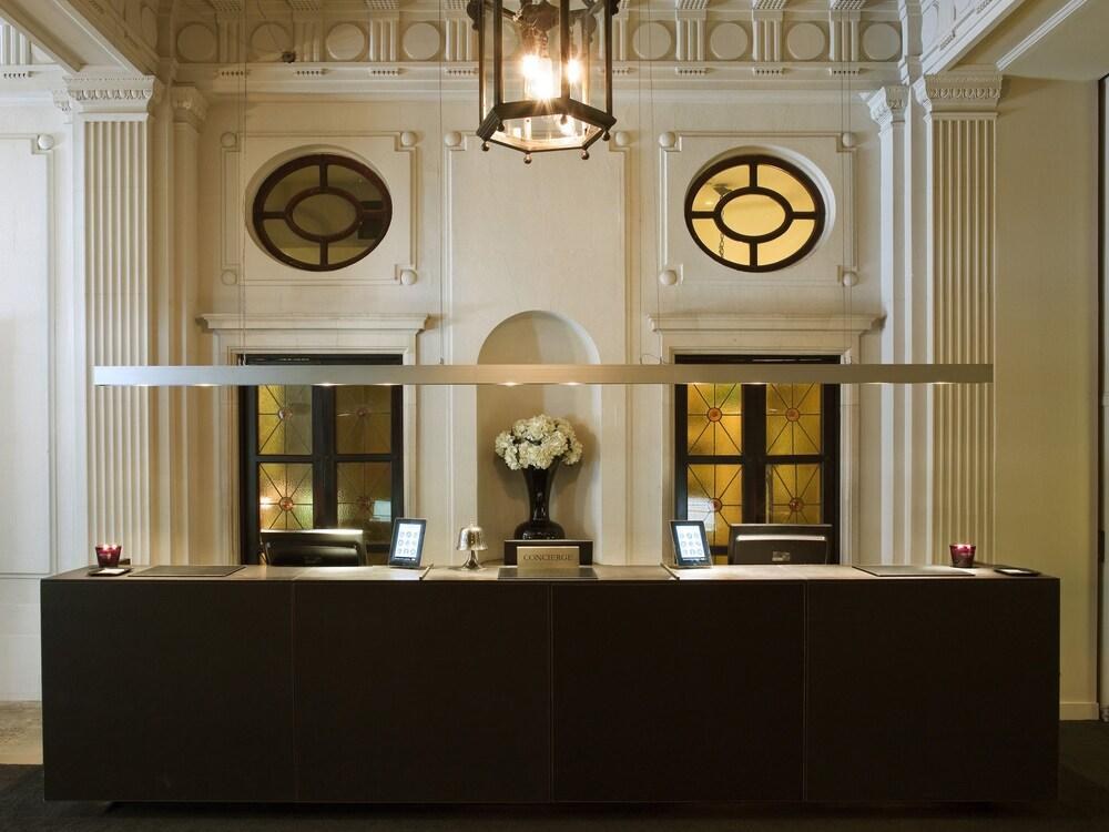 Grand Hotel Central photo 2