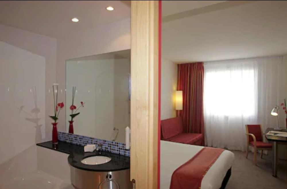 Holiday Inn Express Barcelona City 22@ photo 3