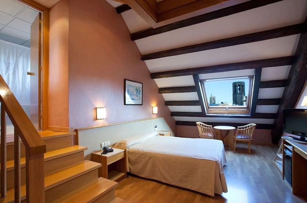Hotel Sant Agusti photo 2