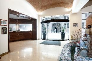 Gaudi photo 1