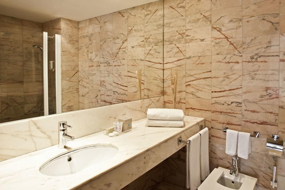 Grupotel Gravina photo 2