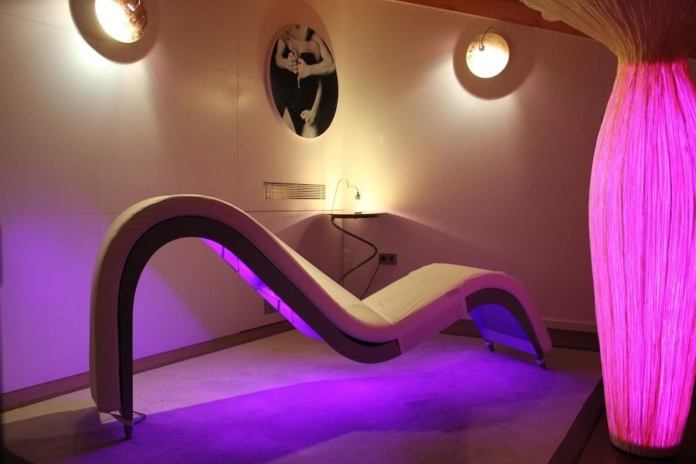 Hotel Museu Llegendes de Girona photo 2