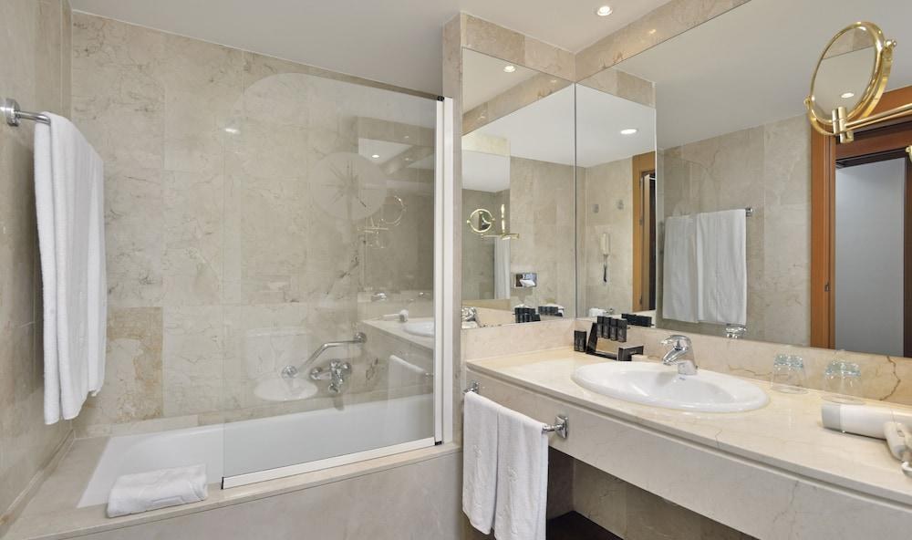 Best Western Premier CMC Girona photo 2