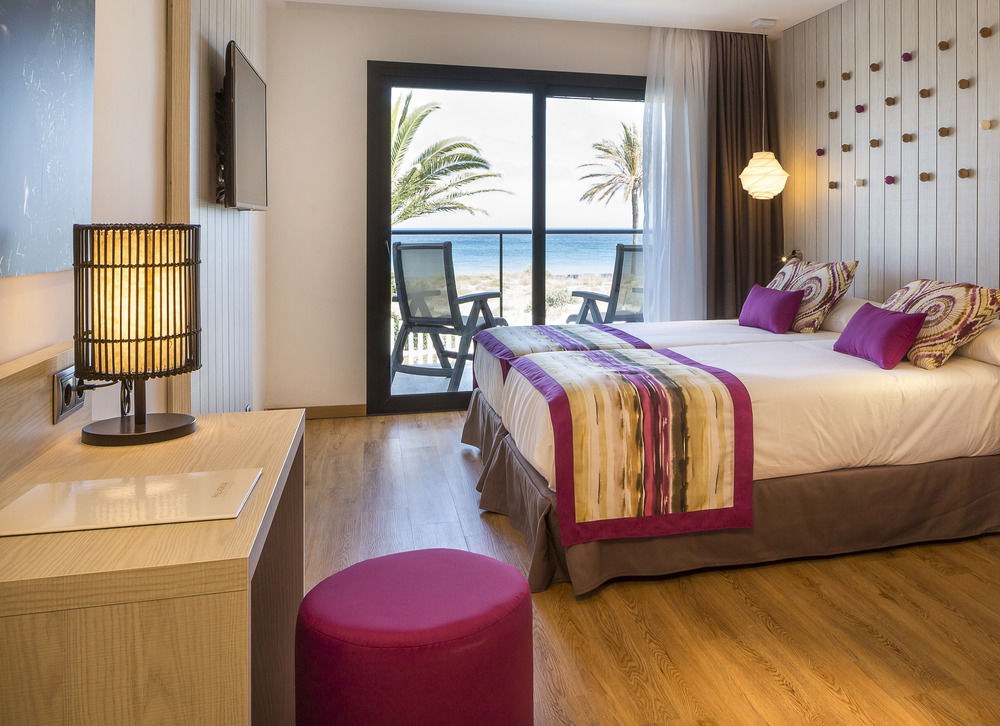 Grand Palladium White Island Resort & Spa photo 1
