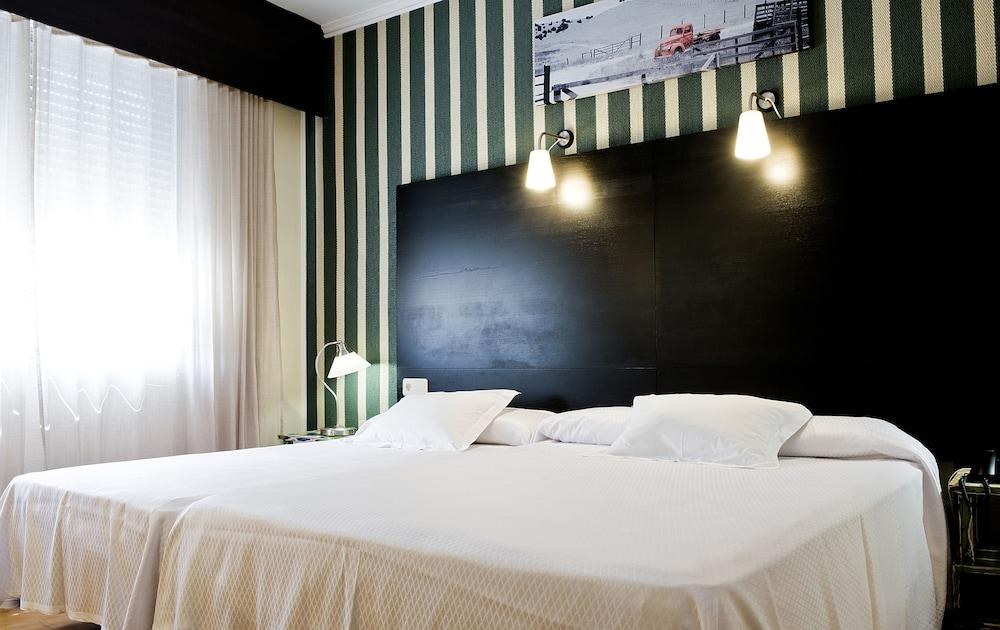 HRC Hotel photo 2