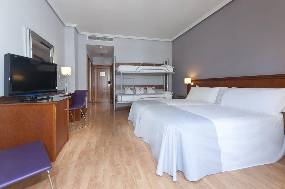 Innside Madrid Gran Via photo 2