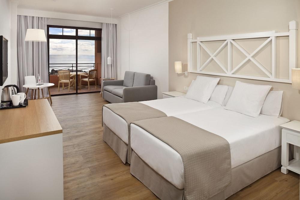 Melia Jardines del Teide photo 4