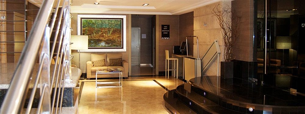 Room Hotel photo 2