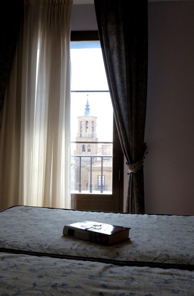 Hispania photo 4