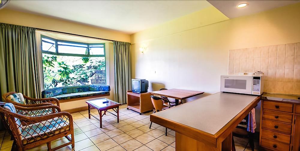 Tanoa Apartments photo 4