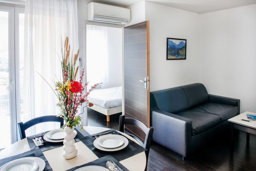 Residence Foch photo 4