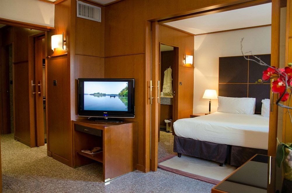 Goldstar Suites photo 1