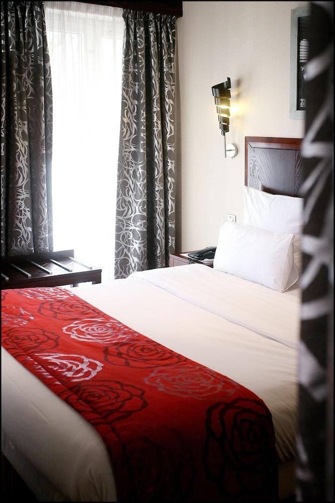 Grand Hotel Francais photo 4