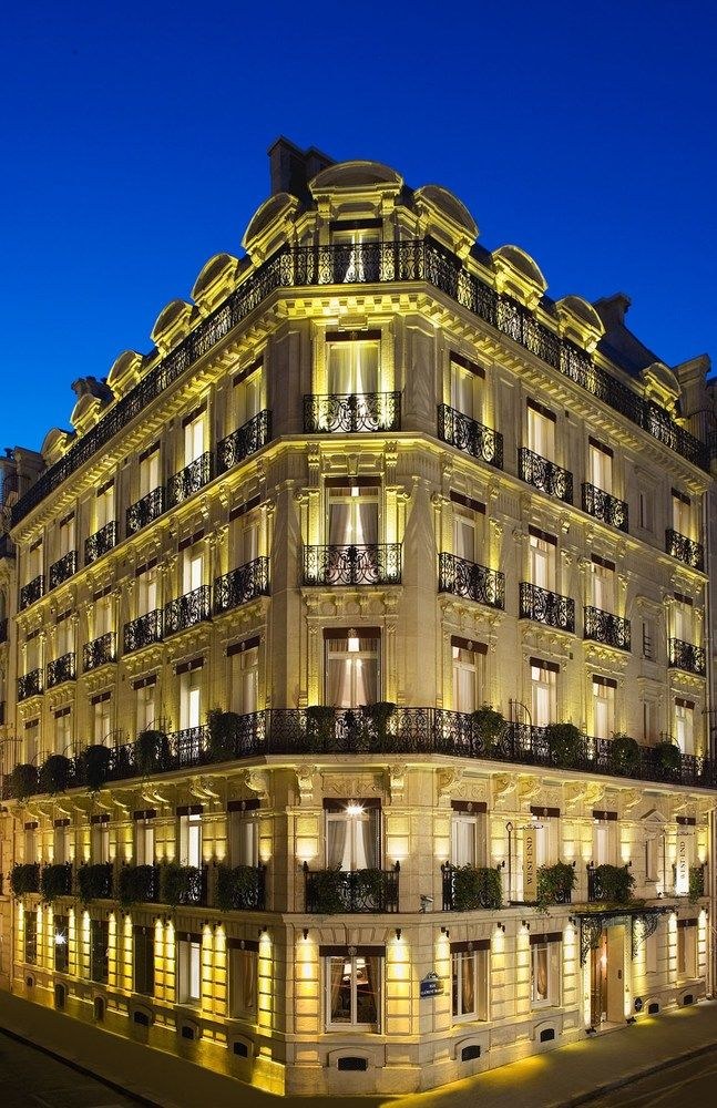 West end Paris