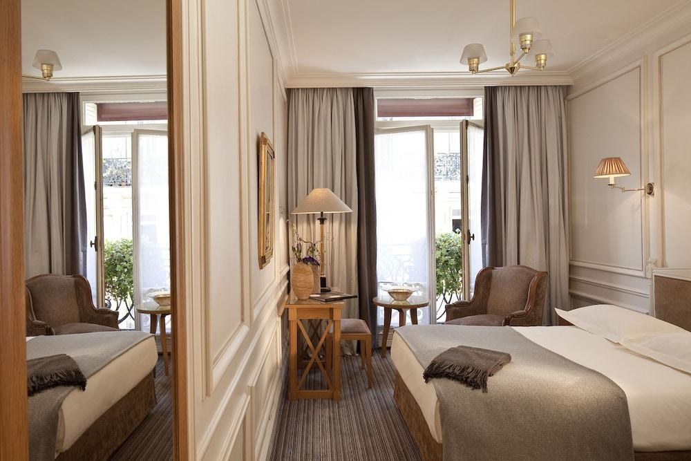 West end Paris photo 3