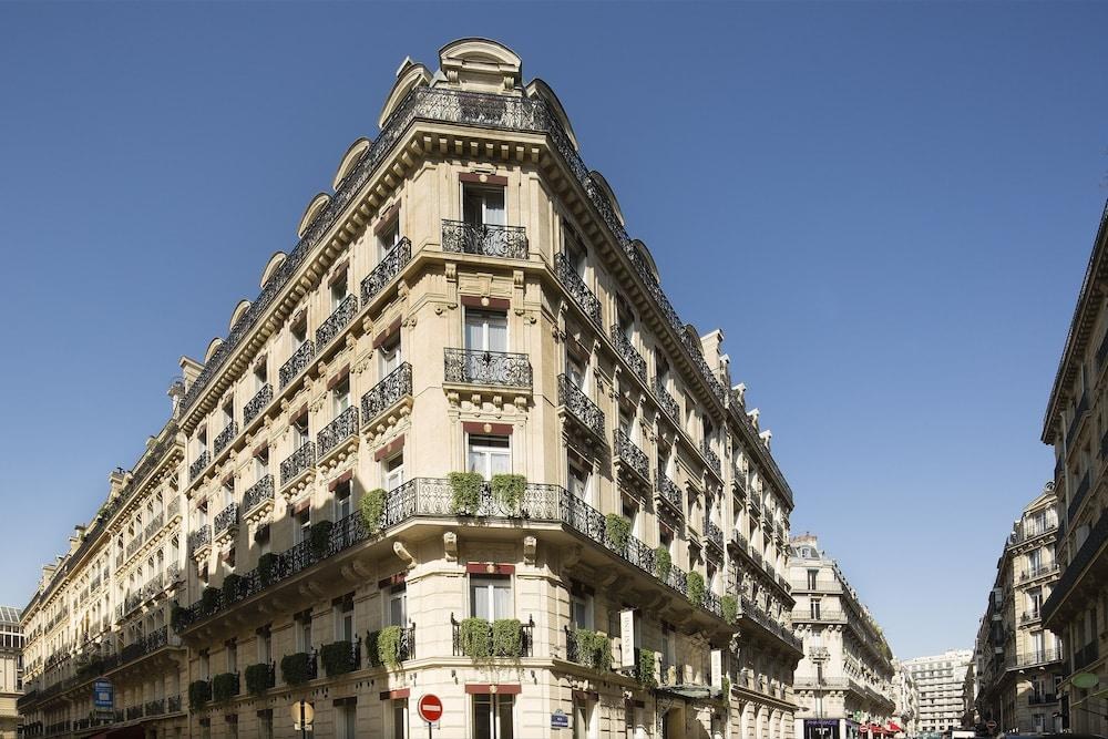 West end Paris photo 4