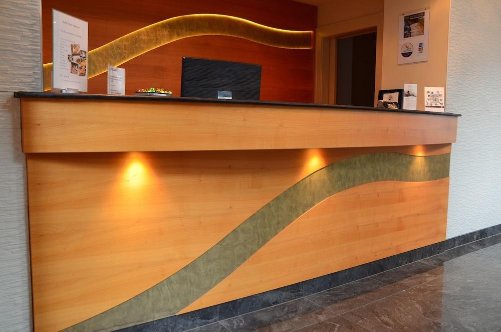 Ibis Styles Strasbourg Centre République photo 3